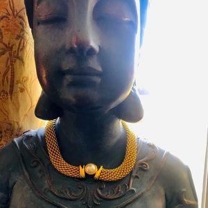 Avayana  chokers
